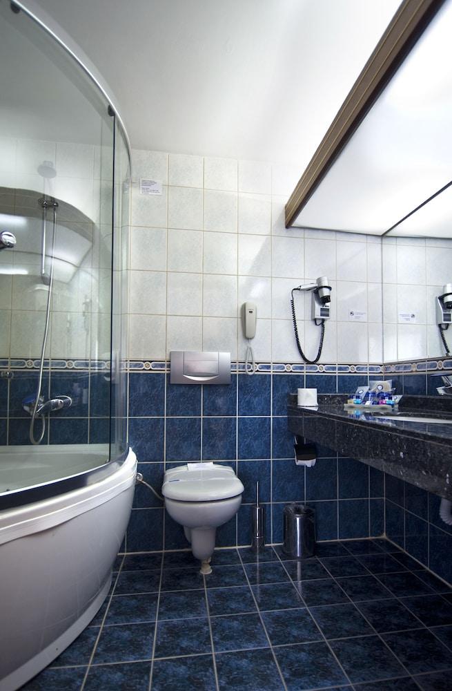 Hotel 2000 Kavaklidere Анкара Экстерьер фото